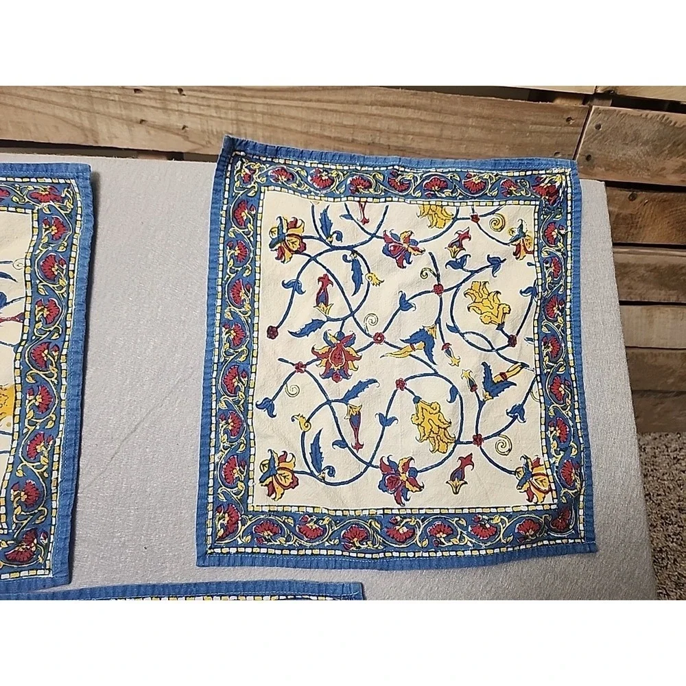 Lot Of‎ 3 Vintage Blue Floral Cloth Napkins